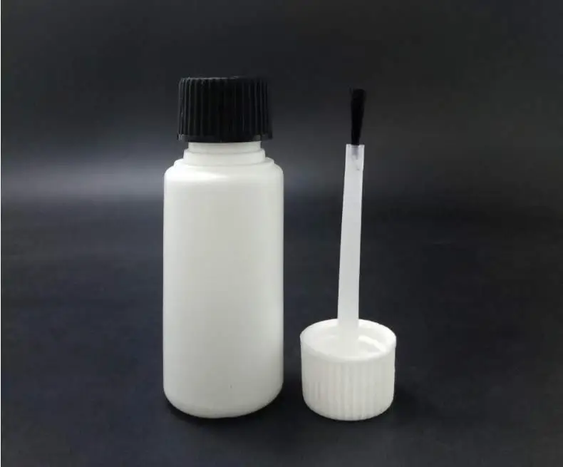 White Brush Bottle, 20ml plastic Bottle, PET white Essential Oil Bottle with Serum Brush SN1053
White Brush Bottle, 20ml plastic Bottle, PET white Essential Oil Bottle with Serum Brush SN1053