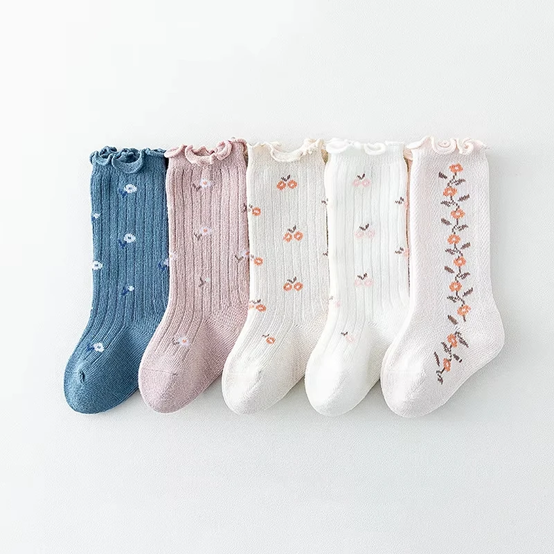 5 pairs of children's cotton socks with cute cartoon animal patterns, comfortable and breathable baby mid tube socks
5 pairs of children's cotton socks with cute cartoon animal patterns, comfortable and breathable baby mid tube socks