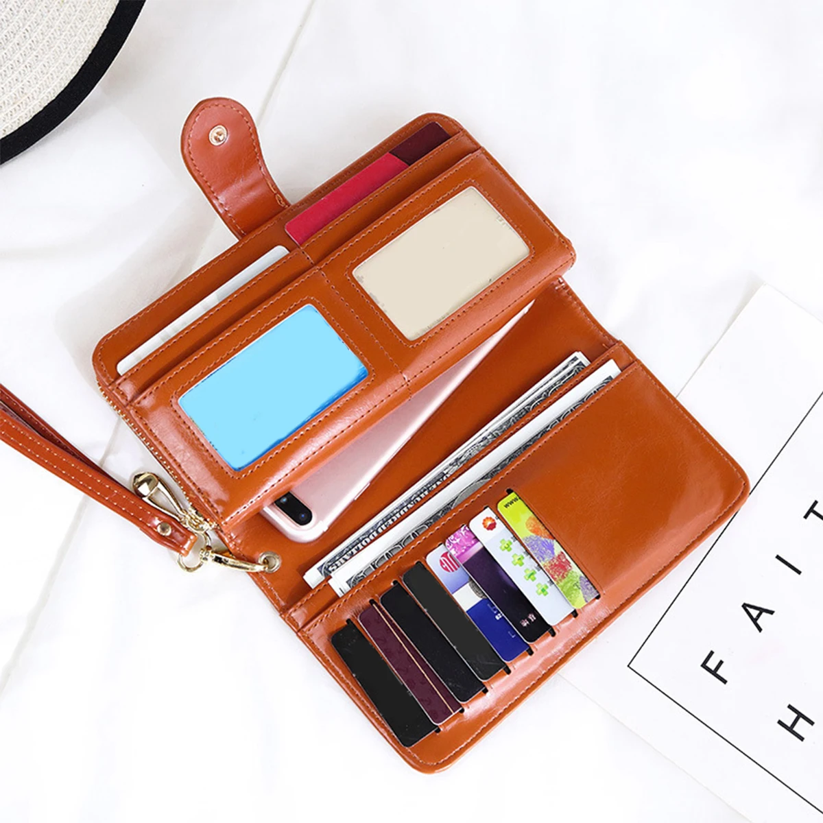 Vintage Wallet PU Leather Clutch Female Large Capacity Phone Purse Ladies Wristband Simple Card Holder Pouch Bag
Vintage Wallet PU Leather Clutch Female Large Capacity Phone Purse Ladies Wristband Simple Card Holder Pouch Bag