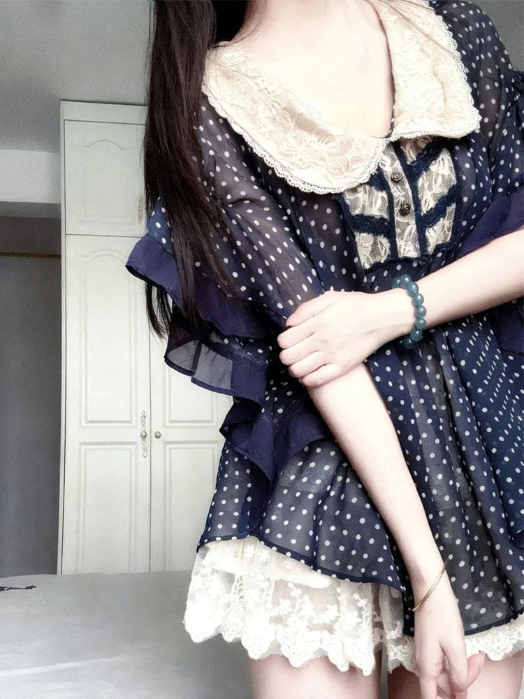 Vintage Polka Dot Doll Collar Women's Top Lace Half Skirt Two-Piece Set Summer New Style White Floral Print Regular Fit T-Shirt
Vintage Polka Dot Doll Collar Women's Top Lace Half Skirt Two-Piece Set Summer New Style White Floral Print Regular Fit T-Shirt