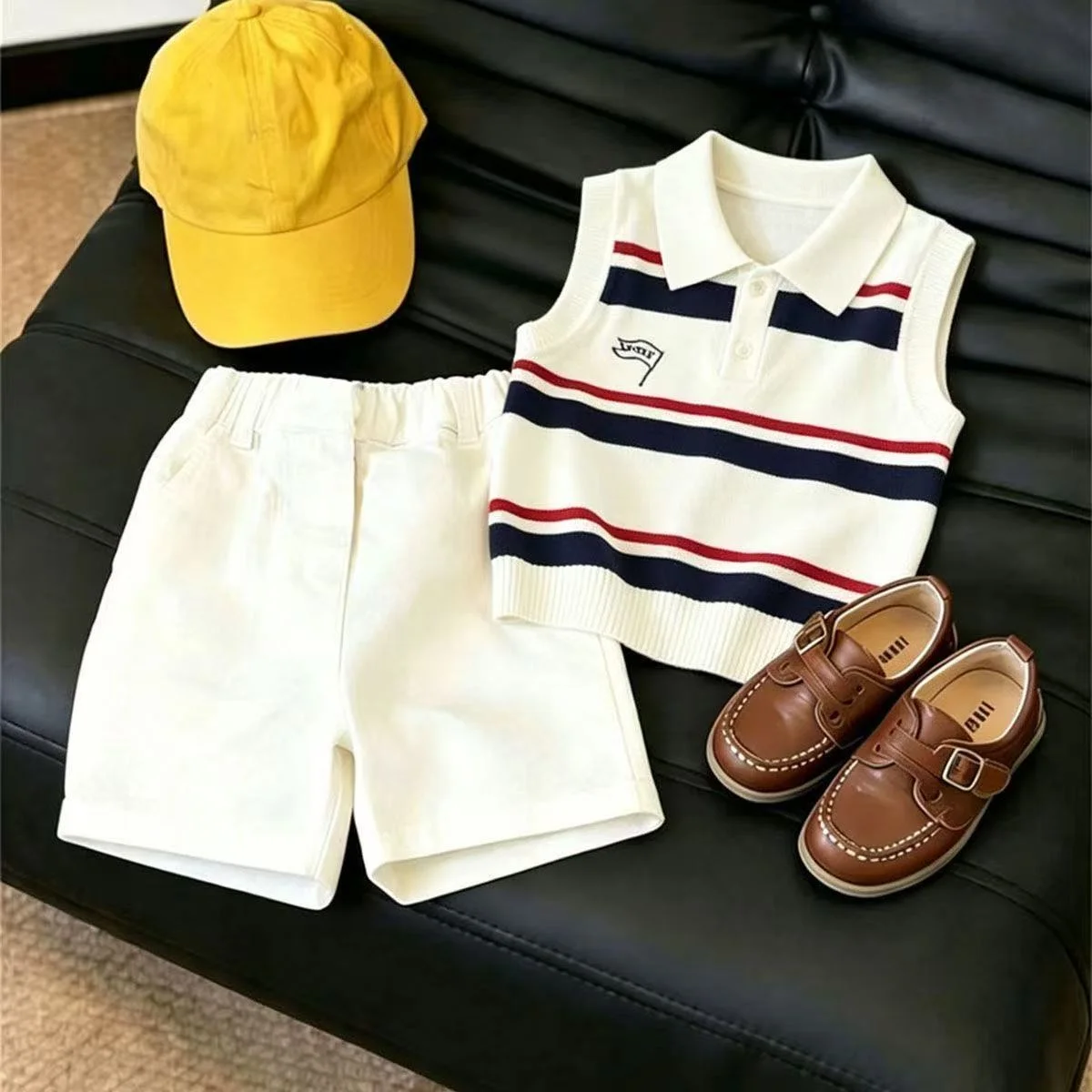 2-7Y Boys'and Girls Summer Set Fashion New Style Children's Striped Polo Collar Knitted Vest +Casual Shorts 2-piece Set
2-7Y Boys'and Girls Summer Set Fashion New Style Children's Striped Polo Collar Knitted Vest +Casual Shorts 2-piece Set