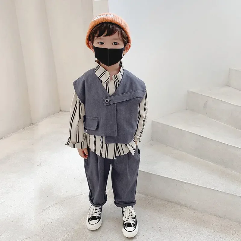 2023 Spring And Autumn Suit New Small And Medium-sized Children's Suit Vest Two-piece Set Fashionable Handsome And Fashionable
2023 Spring And Autumn Suit New Small And Medium-sized Children's Suit Vest Two-piece Set Fashionable Handsome And Fashionable