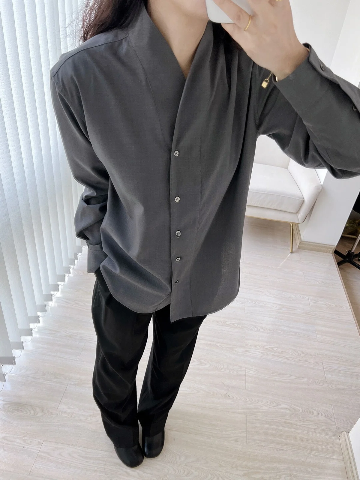 Autumn Winter Wool Blend Long Sve irt Stand Collar Oversized Fit Commute Sle Anti-Wrinkle Cotton Silk Fabric Women's S...
Autumn Winter Wool Blend Long Sve irt Stand Collar Oversized Fit Commute Sle Anti-Wrinkle Cotton Silk Fabric Women's S...