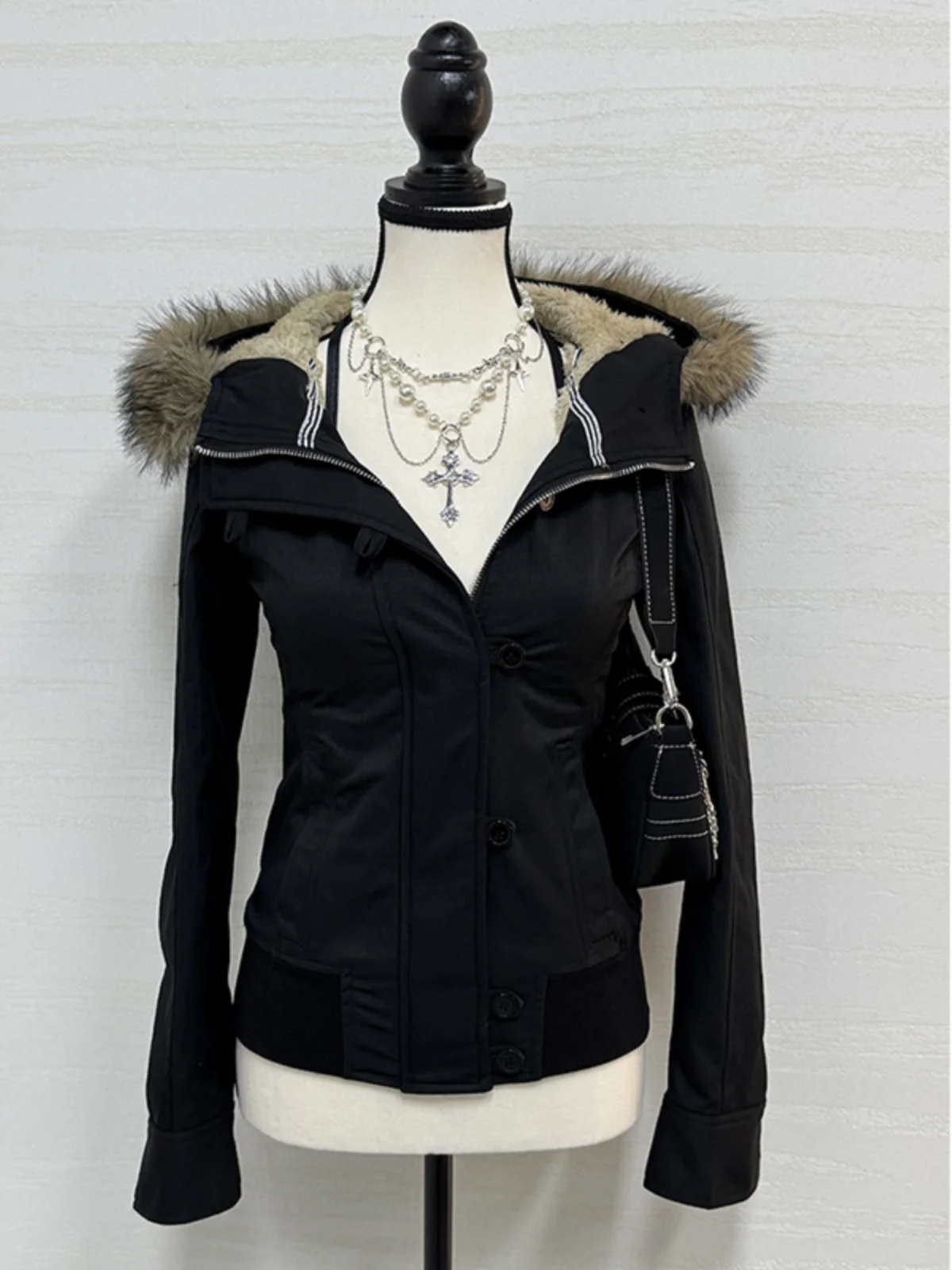 Оригинальный женский топ Bla Plu Jaet, зима 2024, новый американский топ в стиле ретро, модный ветрозащитный длинный свеч на молнии
Оригинальный женский топ Bla Plu Jaet, зима 2024, новый американский топ в стиле ретро, модный ветрозащитный длинный свеч на молнии