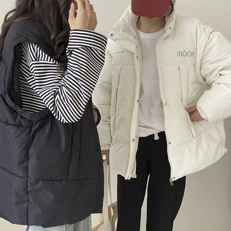Casual Warm Winter Puffer Jackets Loose 2023 New Fashion Letter Design Style Solid Color Fashionable Street Down Coat
Casual Warm Winter Puffer Jackets Loose 2023 New Fashion Letter Design Style Solid Color Fashionable Street Down Coat