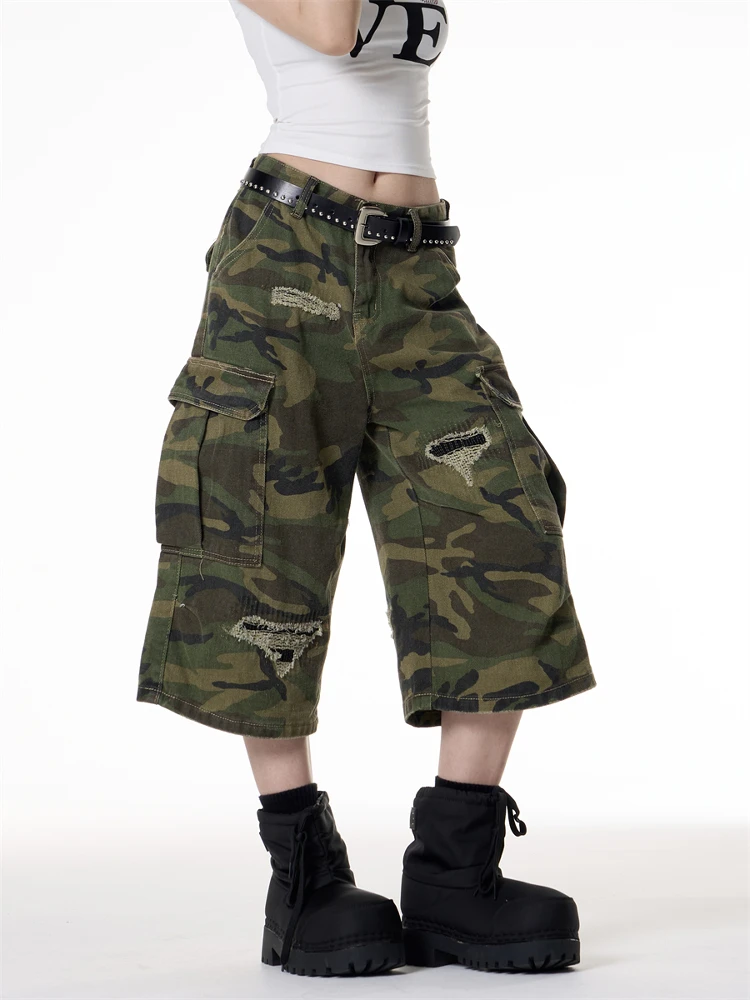 Retro Patchwork Camouflage 7/8 Length Loose Straight Leg Jeans Men Women Summer New Design Casual Comfortable Shorts
Retro Patchwork Camouflage 7/8 Length Loose Straight Leg Jeans Men Women Summer New Design Casual Comfortable Shorts