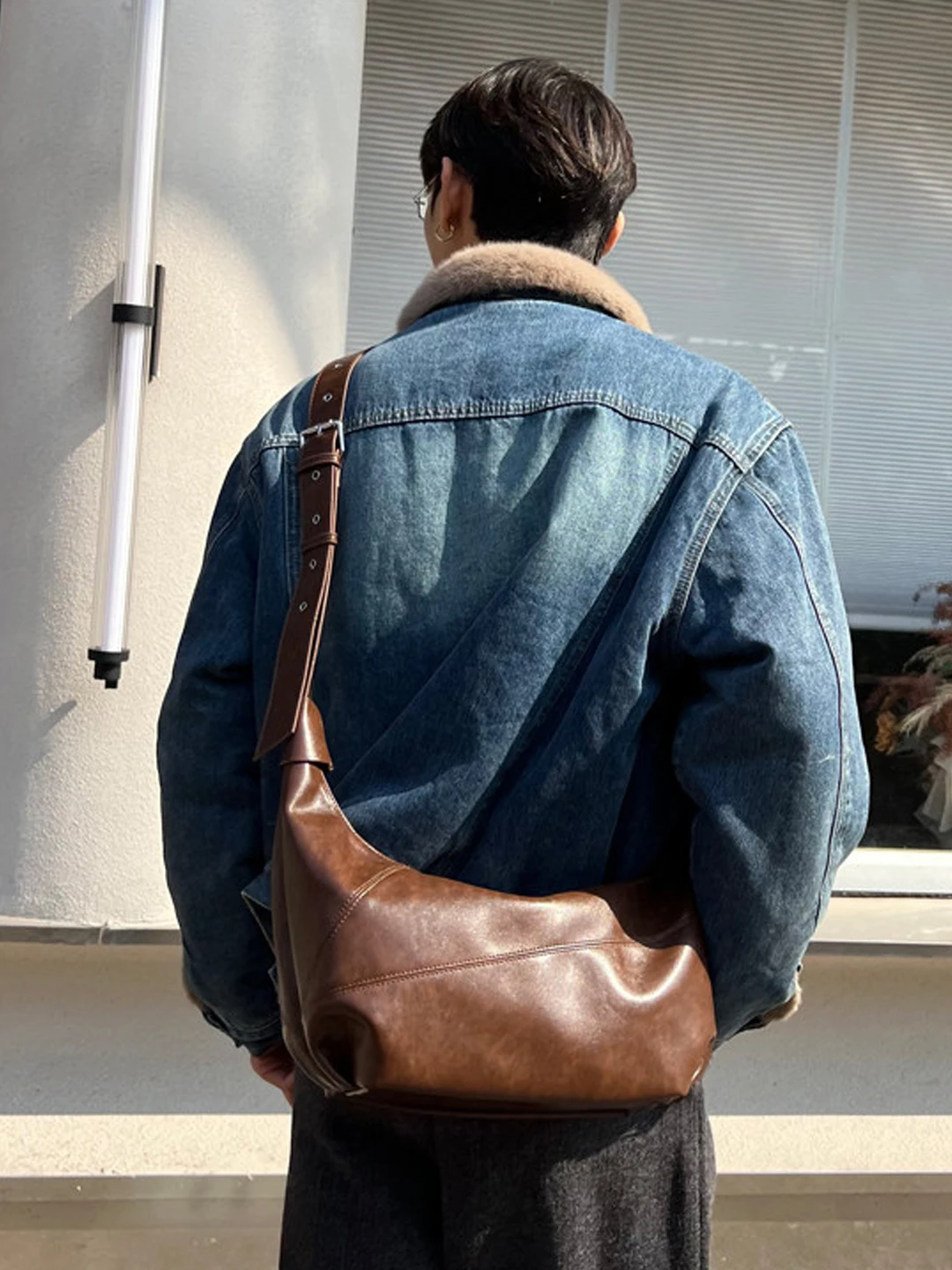 Retro Underarm Tote Bag Unisex Street Dumpling Bag Loose Sensation Hong Kong Style PU All-Match Trendy Crossbody Bag
Retro Underarm Tote Bag Unisex Street Dumpling Bag Loose Sensation Hong Kong Style PU All-Match Trendy Crossbody Bag