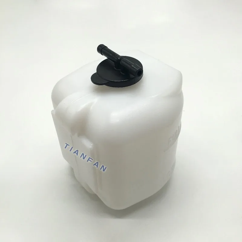 Аксессуары для экскаваторов, вспомогательный резервуар для воды, пластиковый чайник, подходит для Komatsu 60-7 70-8 Sany 55 60 65 75
Аксессуары для экскаваторов, вспомогательный резервуар для воды, пластиковый чайник, подходит для Komatsu 60-7 70-8 Sany 55 60 65 75