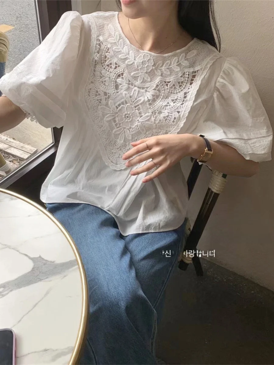 Белая рубашка из чистого хлопка ручной работы с дизайном Rio Wee Honeysule, женская повседневная летняя рубашка премиум-класса в китайском стиле
Белая рубашка из чистого хлопка ручной работы с дизайном Rio Wee Honeysule, женская повседневная летняя рубашка премиум-класса в китайском стиле