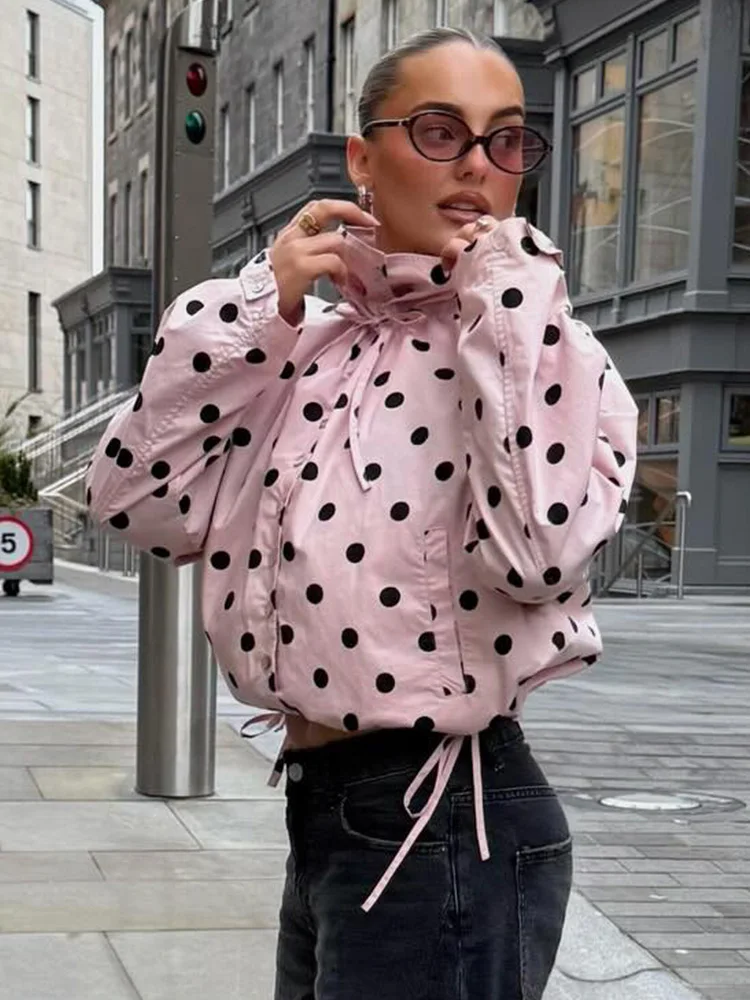HH Spring Women Casual High Street Jacket Fashion Woman Long Sleeve Pink Polka Dot Jacket Single Breasted High Collar Short Coat
HH Spring Women Casual High Street Jacket Fashion Woman Long Sleeve Pink Polka Dot Jacket Single Breasted High Collar Short Coat