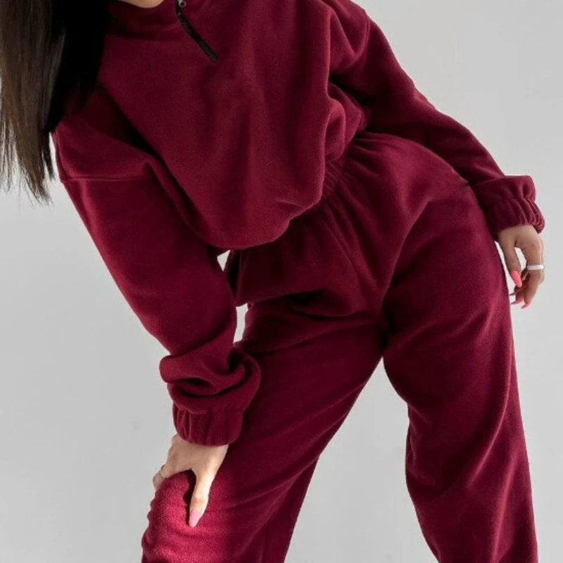 Fall 2025 Fashion Solid Color Loose Zipper Stand Collar Sweater Pants Women's Suit
Fall 2025 Fashion Solid Color Loose Zipper Stand Collar Sweater Pants Women's Suit