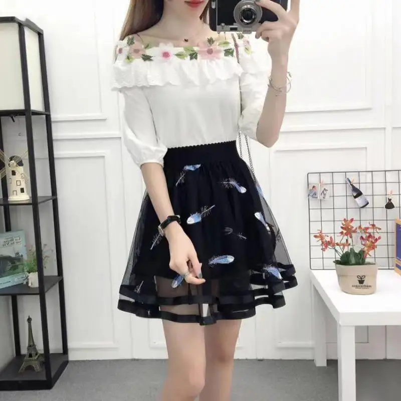 Women Summer Off Shoulder Embroidered Crop Top High Waist Mesh Skirt Set Elegant Casual Two Piece Outfit 2026
Women Summer Off Shoulder Embroidered Crop Top High Waist Mesh Skirt Set Elegant Casual Two Piece Outfit 2026
