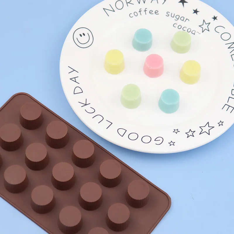 15 cylindrical silicone chocolate molds, home baking DIY truffle molds, fire paint wax standing molds
15 cylindrical silicone chocolate molds, home baking DIY truffle molds, fire paint wax standing molds