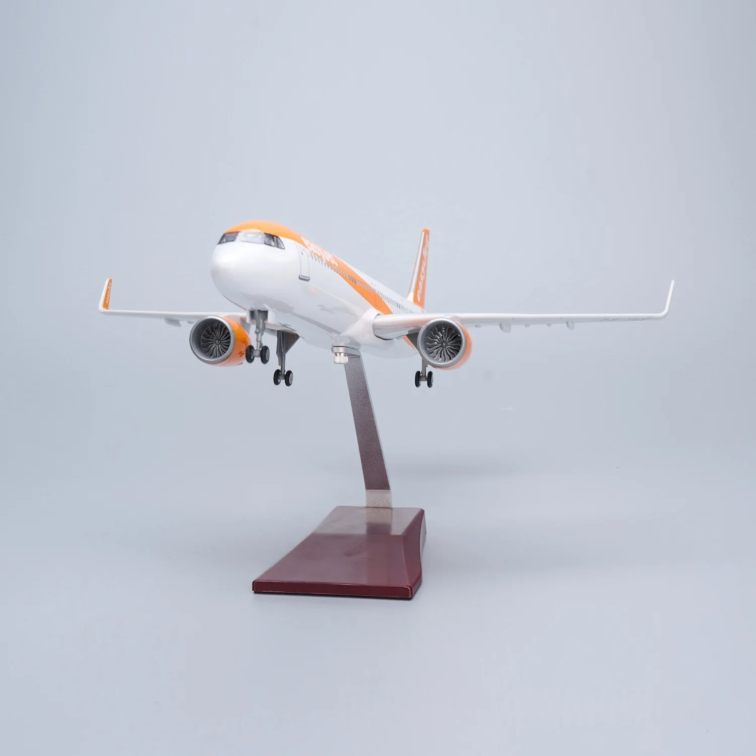 44cm Collectible Plane A321neo Easyjet Airways Resin Diecast Aircraft Models Adults Gift With Lights Landing Gear Toy Airplane
44cm Collectible Plane A321neo Easyjet Airways Resin Diecast Aircraft Models Adults Gift With Lights Landing Gear Toy Airplane