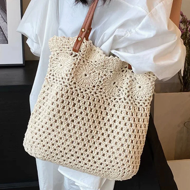 New Fashion And Versatile Hollow Out Women's Bag Woven Handbag Beach Armpit Bag Shoulder Bag Tote Bag
New Fashion And Versatile Hollow Out Women's Bag Woven Handbag Beach Armpit Bag Shoulder Bag Tote Bag