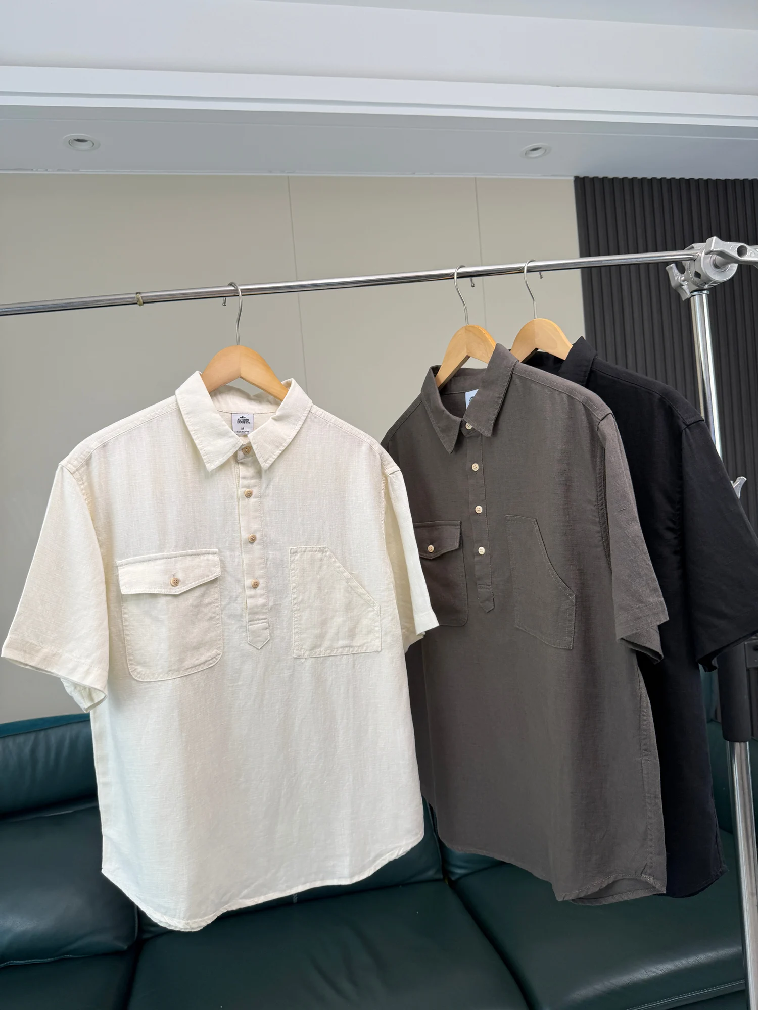 Retro Lazy Style Men's Summer Casual Linen Silk Short Sleeve Shirt Breathable Cool Feeling Turn-down Collar Fashionable City ...
Retro Lazy Style Men's Summer Casual Linen Silk Short Sleeve Shirt Breathable Cool Feeling Turn-down Collar Fashionable City ...