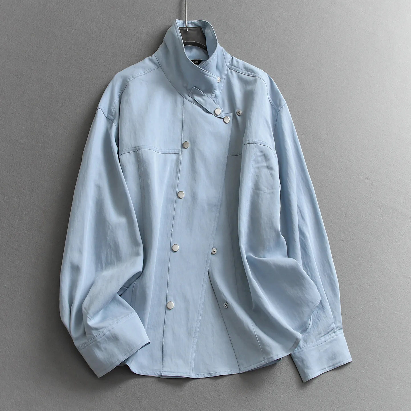 SuperAen Fashion Solid-color Loose Coats 2026 Spring New Oversize Stand Collar Long-sleeved Women's Casual Coat
SuperAen Fashion Solid-color Loose Coats 2026 Spring New Oversize Stand Collar Long-sleeved Women's Casual Coat