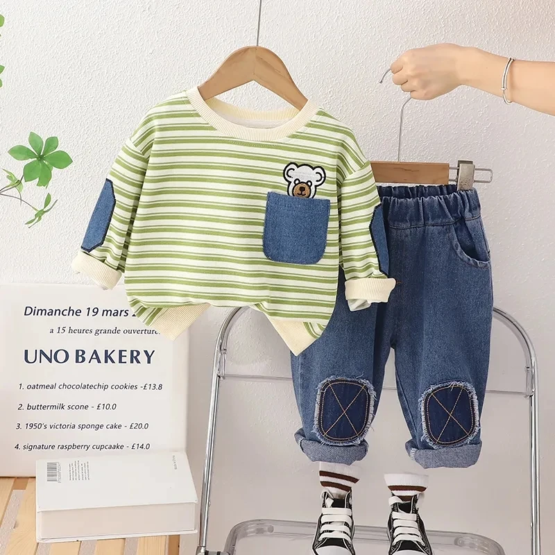 Children's Clothing Set 2023 New Spring and Autumn Style Boys and Girls Baby Casual Sweater Patch Jeans Two Pieces
Children's Clothing Set 2023 New Spring and Autumn Style Boys and Girls Baby Casual Sweater Patch Jeans Two Pieces