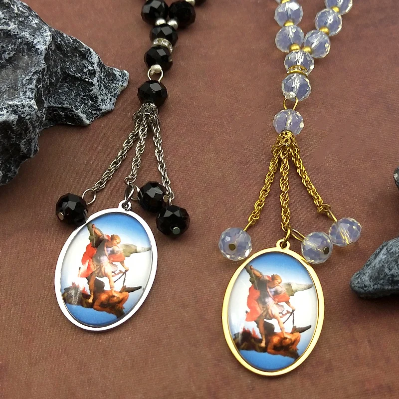Archangel St.Michael Protect Us Glass Medal Car Pendant for Women Men Stainless Steel Gold Color Christian Amulet Jewelry Gift
Archangel St.Michael Protect Us Glass Medal Car Pendant for Women Men Stainless Steel Gold Color Christian Amulet Jewelry Gift