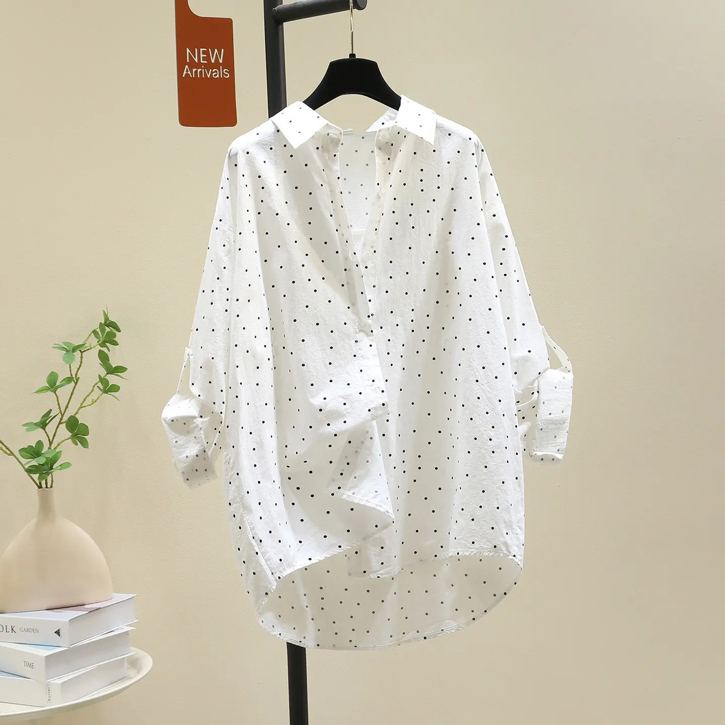 SuperAen Long-sleeved Polka Dot White Shirts Women's Spring Loose Mid-length Cotton Sun-protective Shirts
SuperAen Long-sleeved Polka Dot White Shirts Women's Spring Loose Mid-length Cotton Sun-protective Shirts