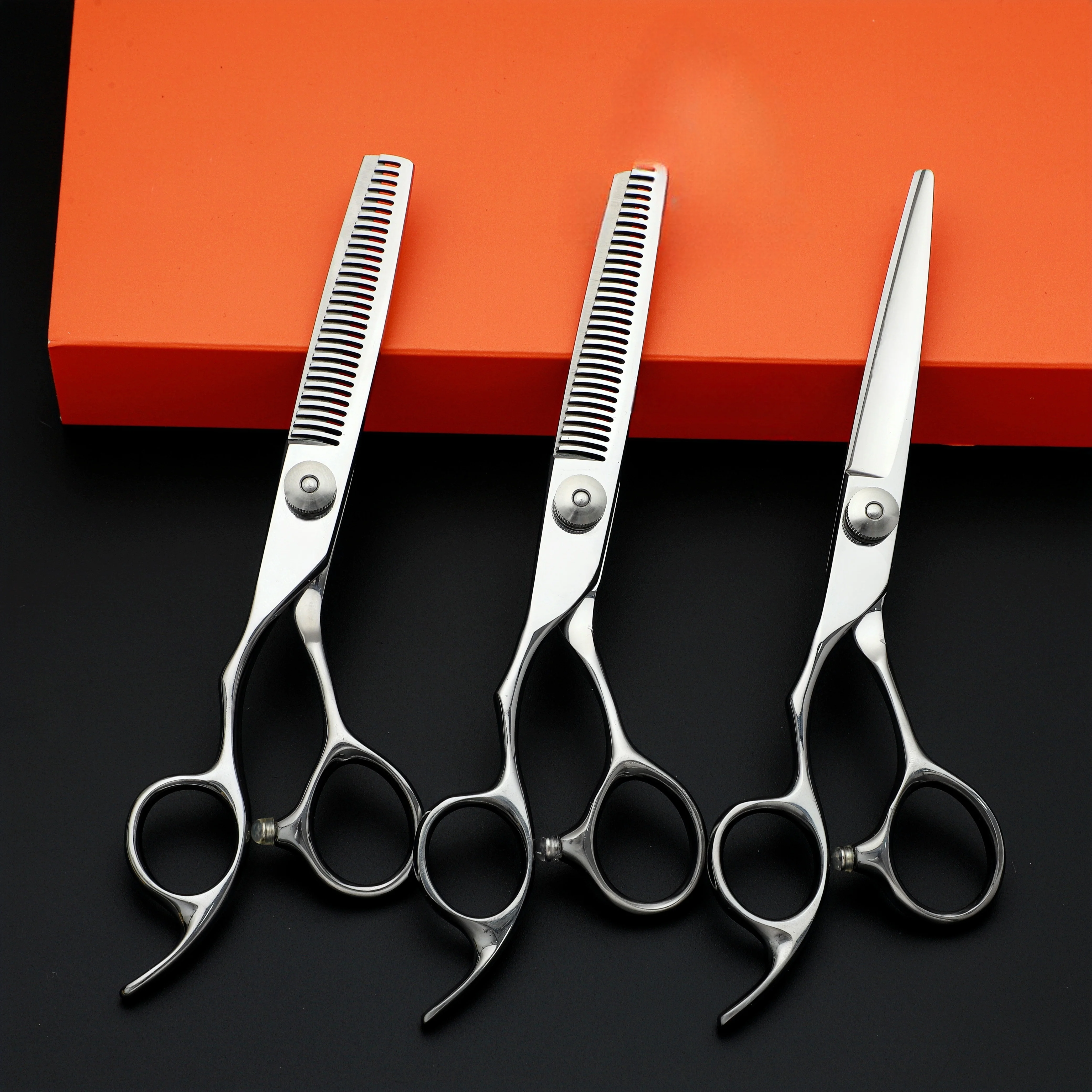Left hand scissors 6.0-inch Hairdressing scissors 440C material quality Scissors Straight Scissors Seamless Scissors
Left hand scissors 6.0-inch Hairdressing scissors 440C material quality Scissors Straight Scissors Seamless Scissors