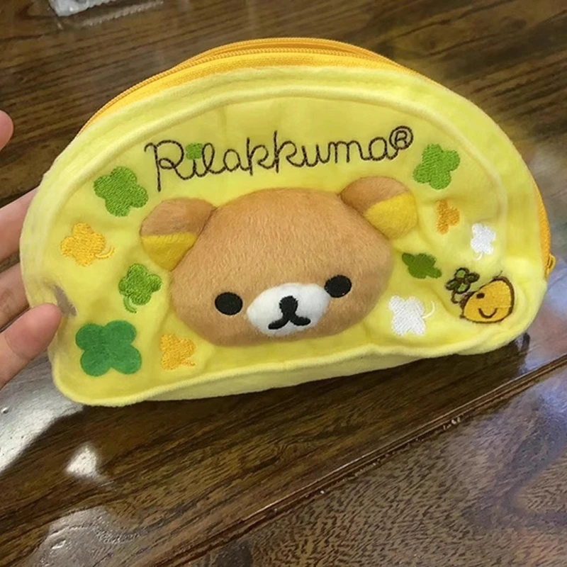 Rilakkuma Cute Cartoon Anime Surrounding Japanese Clover Pen Bag High Beauty Portable Makeup Bag Student Stationery Box Gift
Rilakkuma Cute Cartoon Anime Surrounding Japanese Clover Pen Bag High Beauty Portable Makeup Bag Student Stationery Box Gift
