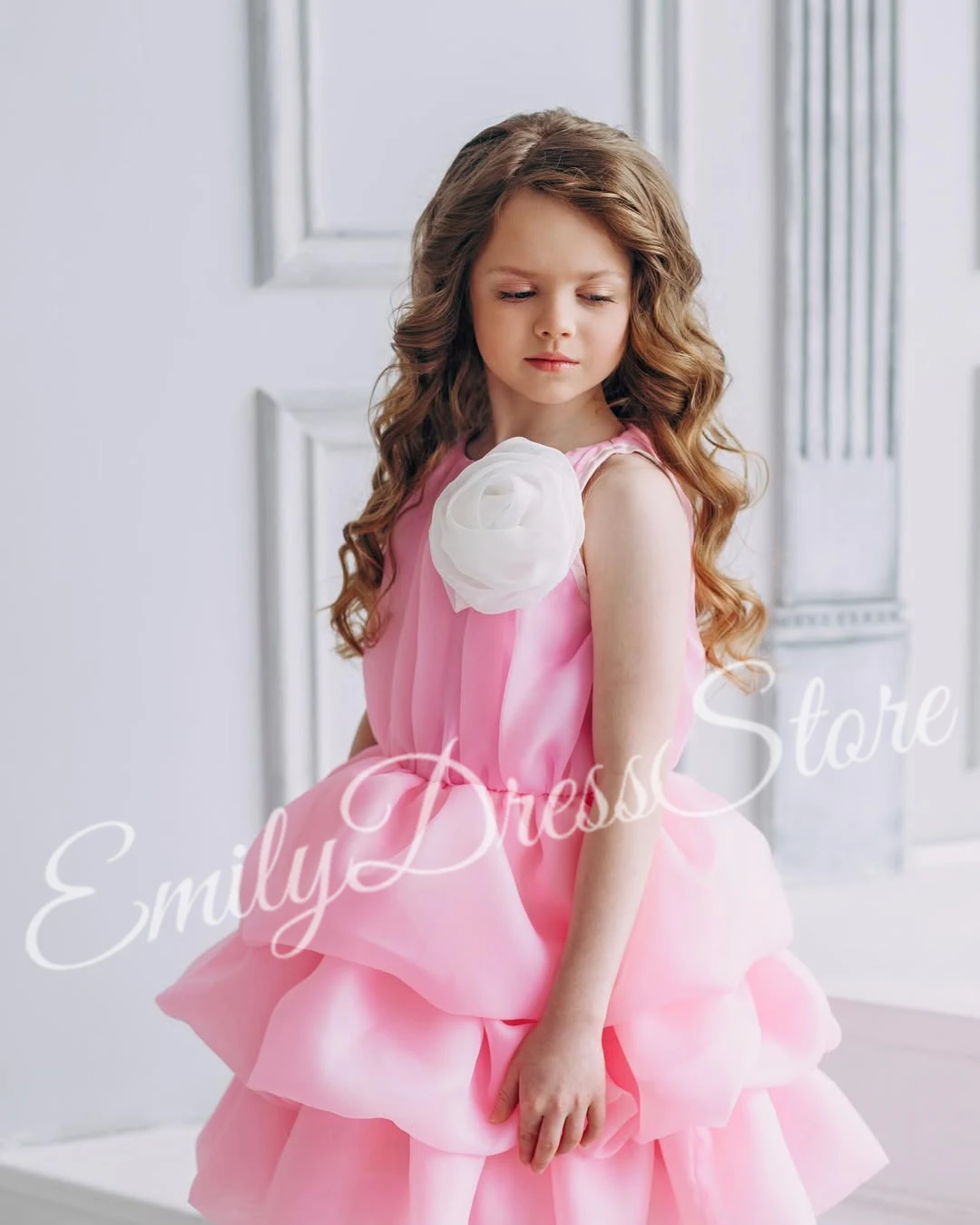 Customized Pink Flower Girl Dress For Wedding Sleeveless Satin Puffy Princess Baby Pageant Kids Birthday First Communion Gown
Customized Pink Flower Girl Dress For Wedding Sleeveless Satin Puffy Princess Baby Pageant Kids Birthday First Communion Gown