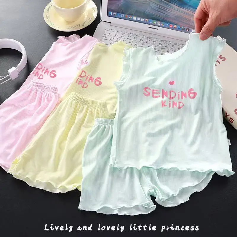 Girl's Vest Shorts Ice Silk Set Children's Ruffled Edge Flying Sleeve Sleepwear Home Clothes Baby Girl Two-piece Set
Girl's Vest Shorts Ice Silk Set Children's Ruffled Edge Flying Sleeve Sleepwear Home Clothes Baby Girl Two-piece Set