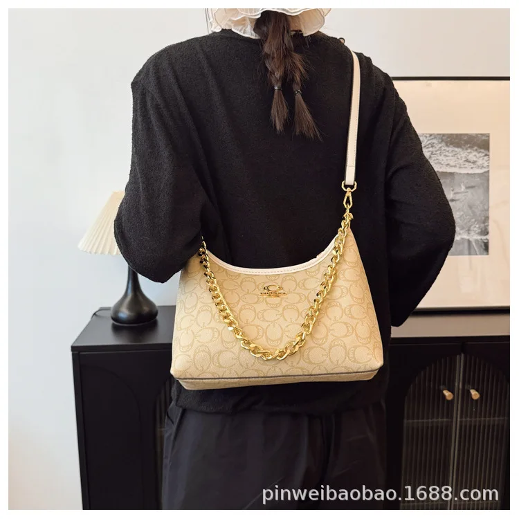 Vintage Coated Canvas Tote Bag for Women - Classic Shoulder & Handheld Work Purse, Western Retro Commuter Bag
Vintage Coated Canvas Tote Bag for Women - Classic Shoulder & Handheld Work Purse, Western Retro Commuter Bag