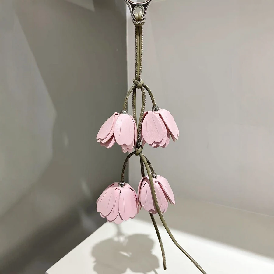 New Beautiful Pink Flower Bag Charm For Women Bag Pendant Fashion Durable Exquisite Workmanship Bag Decoration Bag Accessories
New Beautiful Pink Flower Bag Charm For Women Bag Pendant Fashion Durable Exquisite Workmanship Bag Decoration Bag Accessories