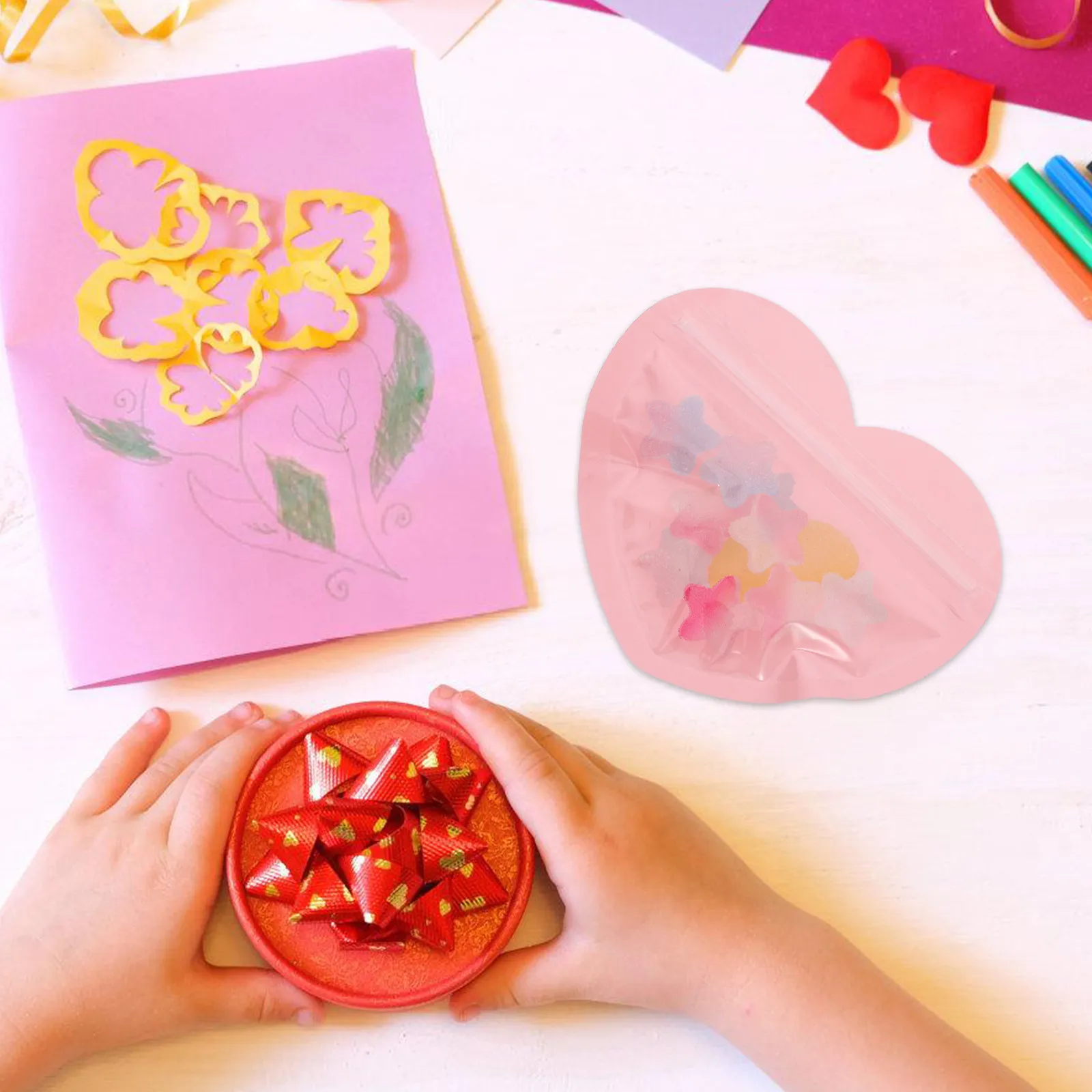 100Pcs Gift Bags Transparent Jewelry Storage Bags Small Sealing Resealable Pouches for Earrings Rings Bracelets Necklaces
100Pcs Gift Bags Transparent Jewelry Storage Bags Small Sealing Resealable Pouches for Earrings Rings Bracelets Necklaces