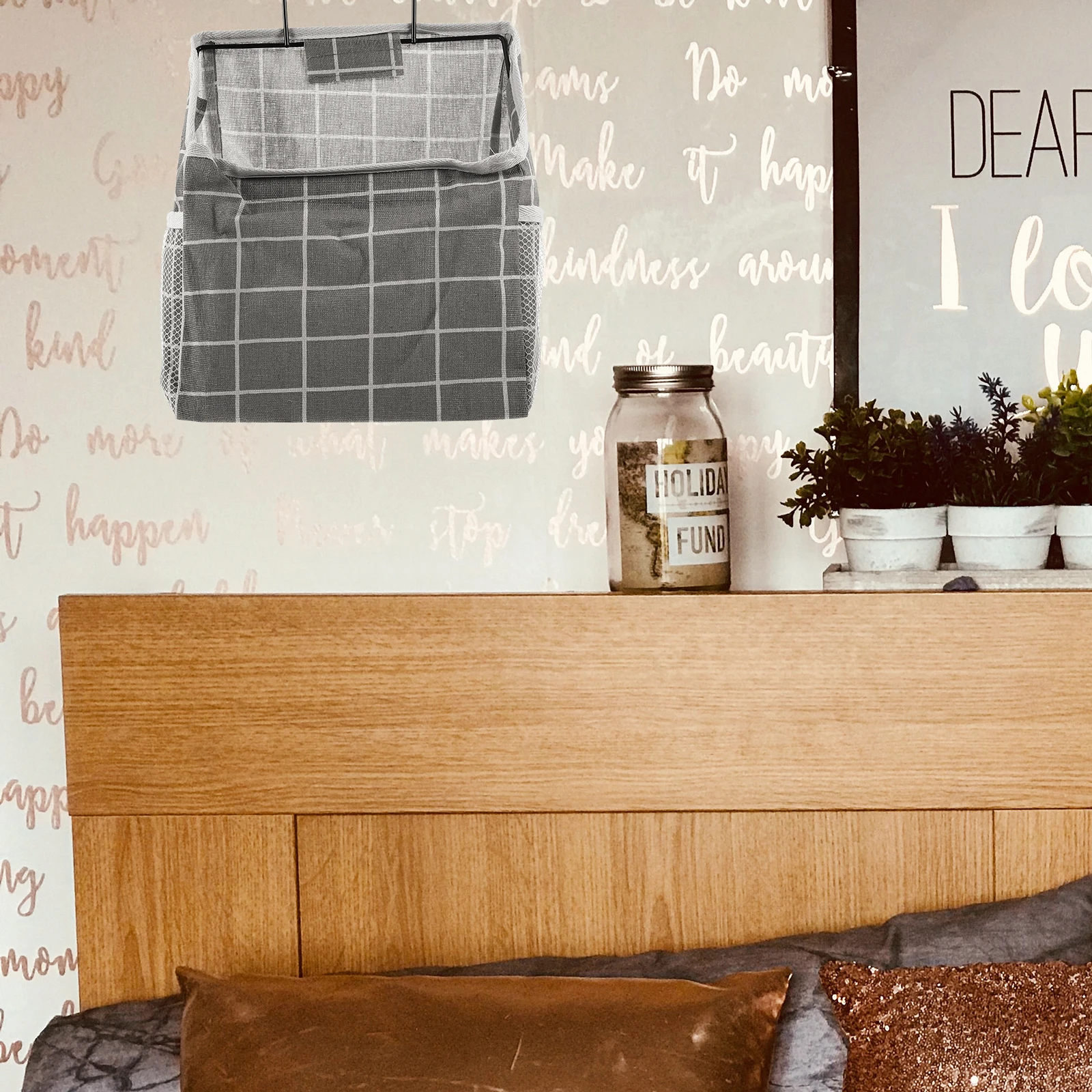 2Pcs Wall Hanging Pouch Large Opening Design Breathable Mesh Organizer for Household Sundries Storage Wall Hanging Storage Bag
2Pcs Wall Hanging Pouch Large Opening Design Breathable Mesh Organizer for Household Sundries Storage Wall Hanging Storage Bag