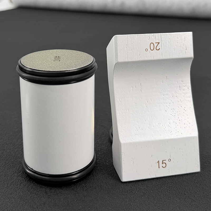 Новый Двухугольный 15/20 ° Точилка для ножей с фиксированным углом, бытовая белая роликовая точилка для ножей, точильный камень с аксессуарами для заточки
Новый Двухугольный 15/20 ° Точилка для ножей с фиксированным углом, бытовая белая роликовая точилка для ножей, точильный камень с аксессуарами для заточки