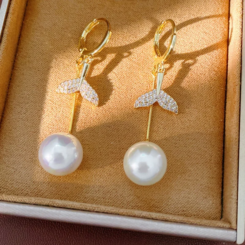 Luxury Mermaid Tail Pearl Drop Earrings Rhinestone Long Hoop Earrings Niche High-End Jewelry for Party Banquet Festival Gift
Luxury Mermaid Tail Pearl Drop Earrings Rhinestone Long Hoop Earrings Niche High-End Jewelry for Party Banquet Festival Gift