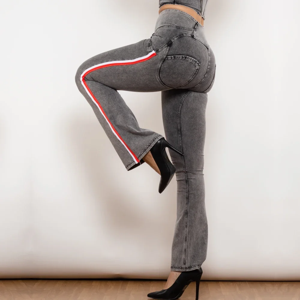 Shascullfites Melody High Waist Bell Bottom Jeans Women's Flared Wide Leg Denim Booty Pants Gray Striped
Shascullfites Melody High Waist Bell Bottom Jeans Women's Flared Wide Leg Denim Booty Pants Gray Striped