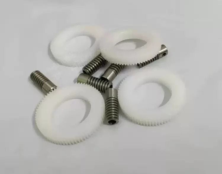 Червячный редуктор с передаточным числом 1:71, модуль 0.5, с червячной передачей из нержавеющей стали и пластиковой шестерней для DIY-игрушек, научных проектов, робототехники, соревнований
Червячный редуктор с передаточным числом 1:71, модуль 0.5, с червячной передачей из нержавеющей стали и пластиковой шестерней для DIY-игрушек, научных проектов, робототехники, соревнований