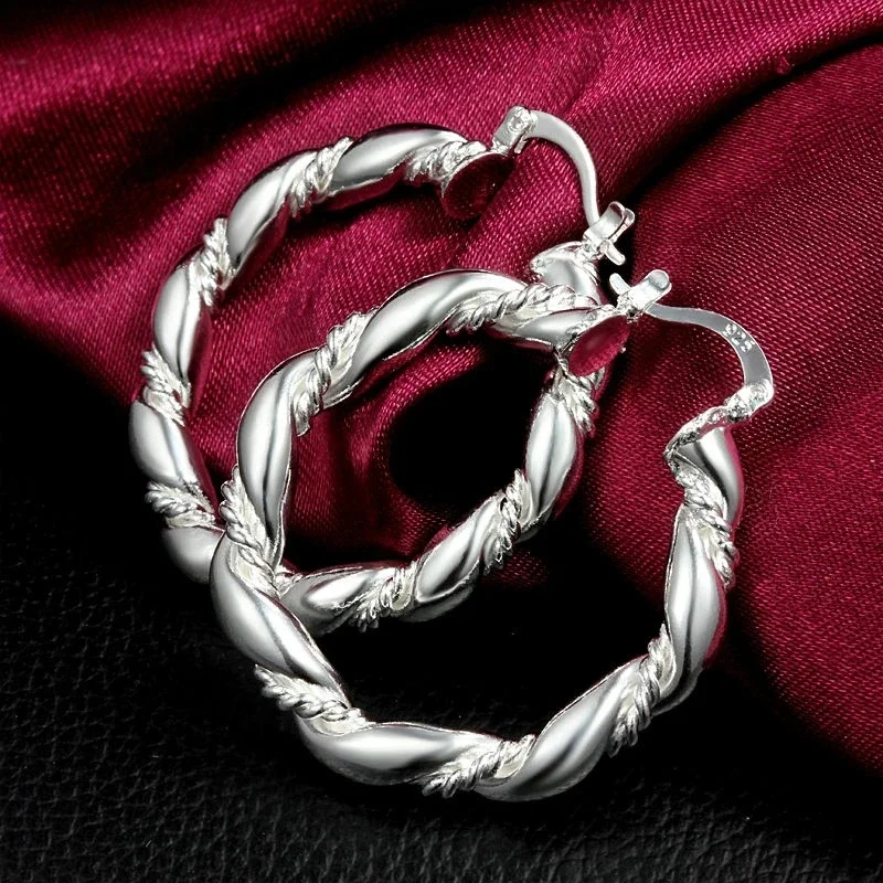 Hot new High quality 925 Sterling Silver hoop Earrings for Woman fashion party wedding Jewelry elegant Christmas Gifts
Hot new High quality 925 Sterling Silver hoop Earrings for Woman fashion party wedding Jewelry elegant Christmas Gifts