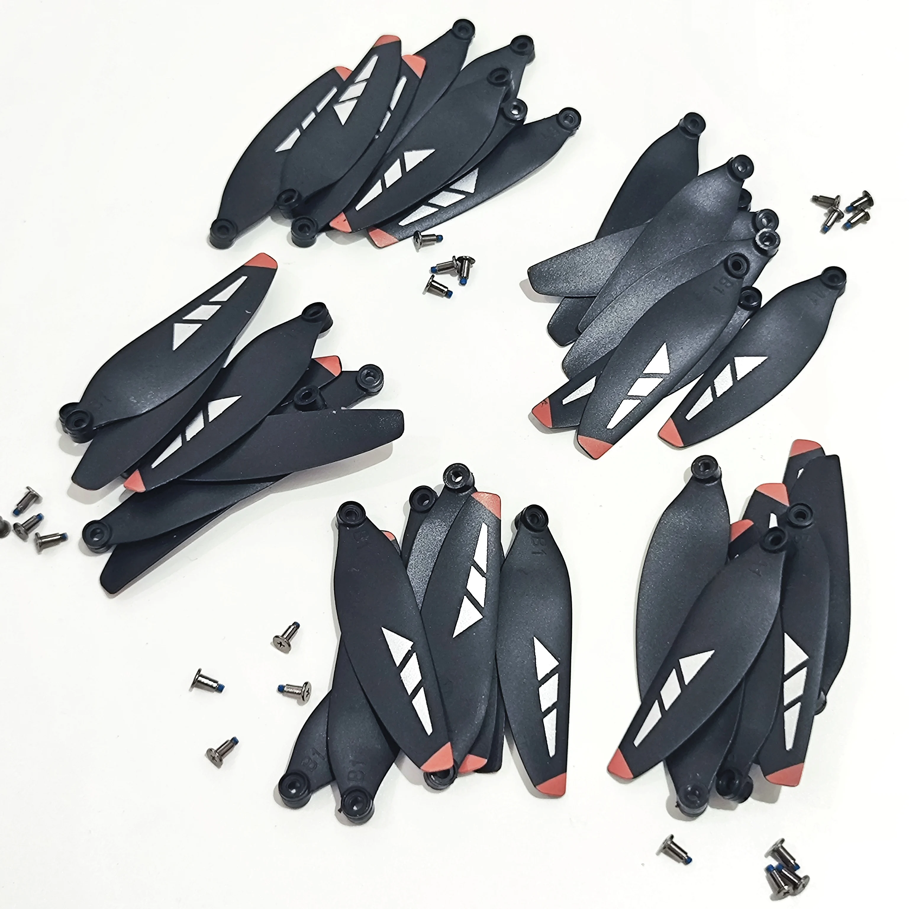Original LSRC XT808 GPS RC Drone Spare Part LS-XT808 Maple Leaf Wing Fan Parts Propelller Blade Accessories 40PCS
Original LSRC XT808 GPS RC Drone Spare Part LS-XT808 Maple Leaf Wing Fan Parts Propelller Blade Accessories 40PCS