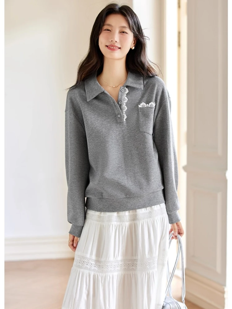 VIMLY Sports Women Grey Sweatshirts Autumn 2025 Lace Splicing Turn-down Neck Knitted Female Sweatshirt Loose Ladies Tops A2225
VIMLY Sports Women Grey Sweatshirts Autumn 2025 Lace Splicing Turn-down Neck Knitted Female Sweatshirt Loose Ladies Tops A2225