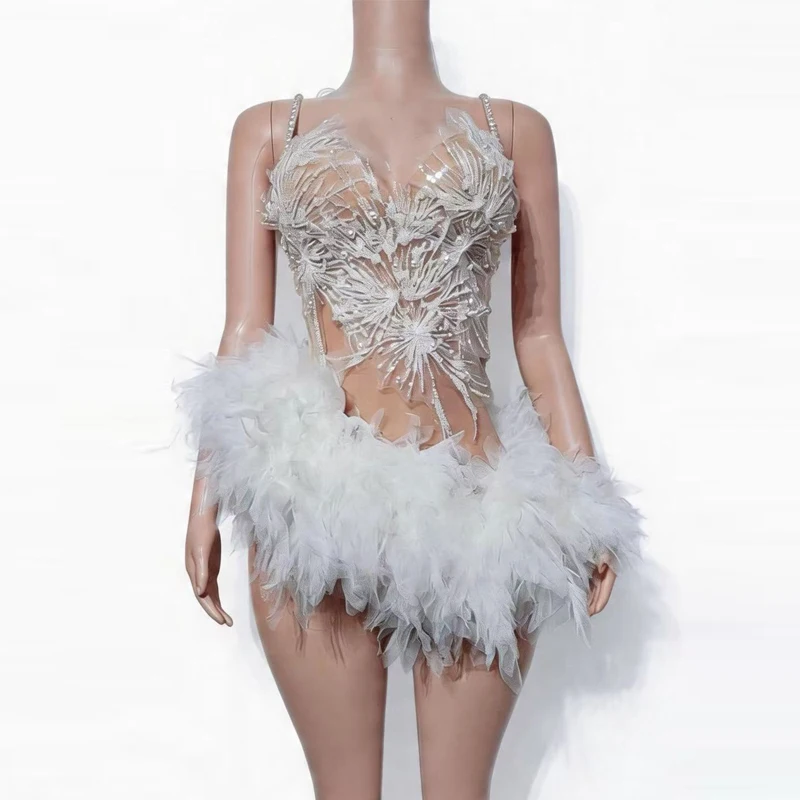 Sexy See Through Rhinestones Lace Dress Women Group Jazz Dance Outfit Nightclub Dj Ds Gogo Costume Stage Festival Wear XS11284
Sexy See Through Rhinestones Lace Dress Women Group Jazz Dance Outfit Nightclub Dj Ds Gogo Costume Stage Festival Wear XS11284