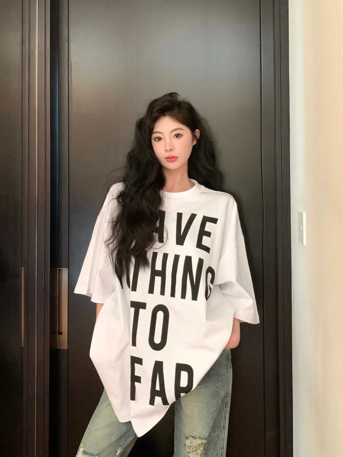 Удобные нейтральные футболки с короткими рукавами, женские хлопковые легкие свободные посадки, простые повседневные летние эстетичные уличные трендовые футболки
Удобные нейтральные футболки с короткими рукавами, женские хлопковые легкие свободные посадки, простые повседневные летние эстетичные уличные трендовые футболки