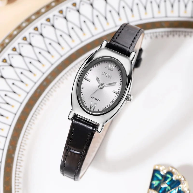 Ladies Light Luxury Watch Brand Exquisite Oval Leather Watch Quartz Waterproof Watch Fashionable and Elegant Clock Reloj V125
Ladies Light Luxury Watch Brand Exquisite Oval Leather Watch Quartz Waterproof Watch Fashionable and Elegant Clock Reloj V125