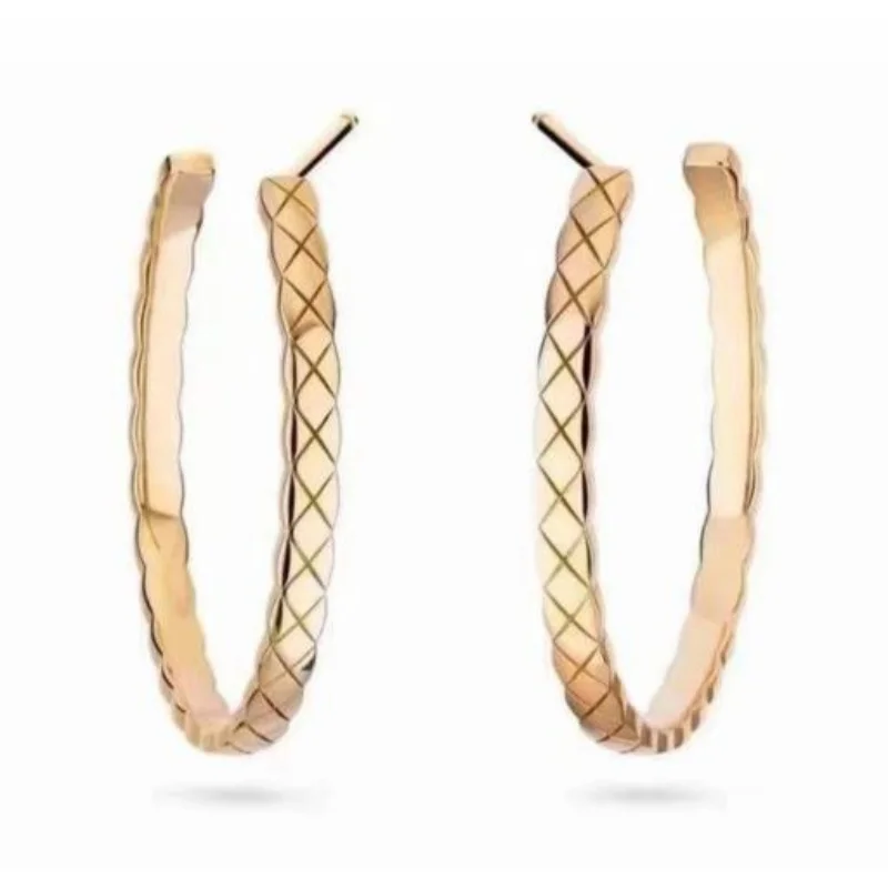 Gold Plated Quilted Crisscross Hoop Earrings with Textured Finish & Lightweight Design
Gold Plated Quilted Crisscross Hoop Earrings with Textured Finish & Lightweight Design