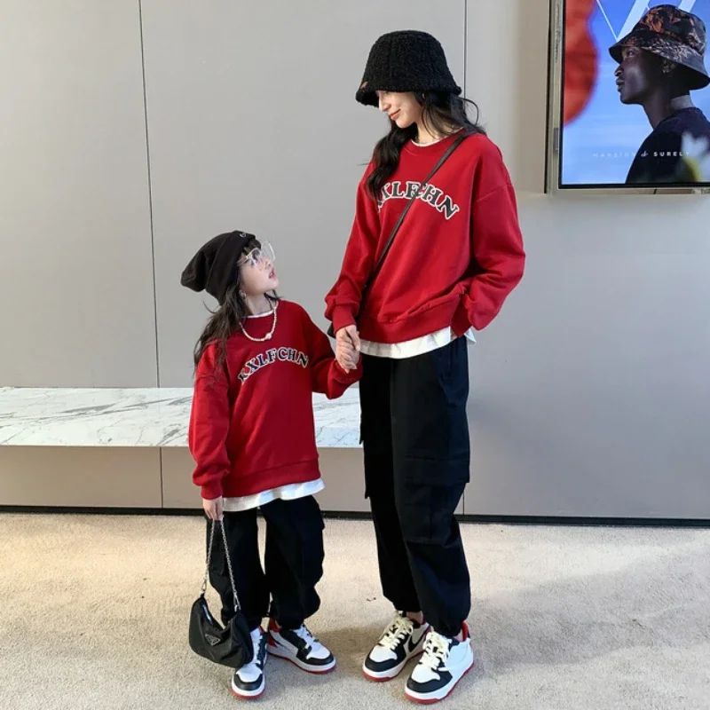 Parent-Child Outfit For a Family Of Four Dad Son Boy Matching Clothes Fashion Mom Daughter Girl Pants Men Women Cargo Trousers
Parent-Child Outfit For a Family Of Four Dad Son Boy Matching Clothes Fashion Mom Daughter Girl Pants Men Women Cargo Trousers