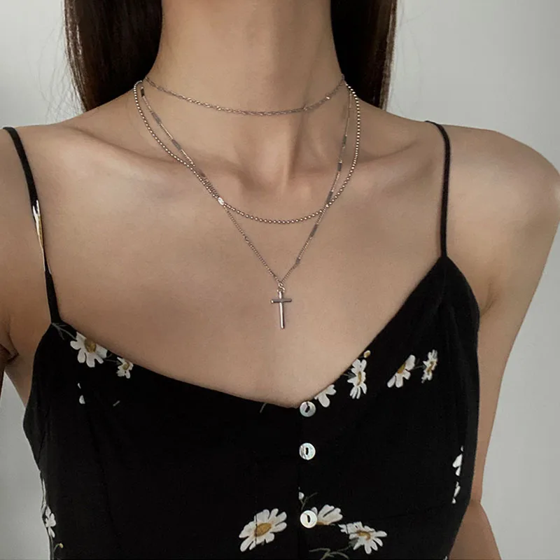 European And American Simple Cross Necklace Multi-layer Wear Personality Collarbone Chain Fashion Temperament Female Neck Chain
European And American Simple Cross Necklace Multi-layer Wear Personality Collarbone Chain Fashion Temperament Female Neck Chain