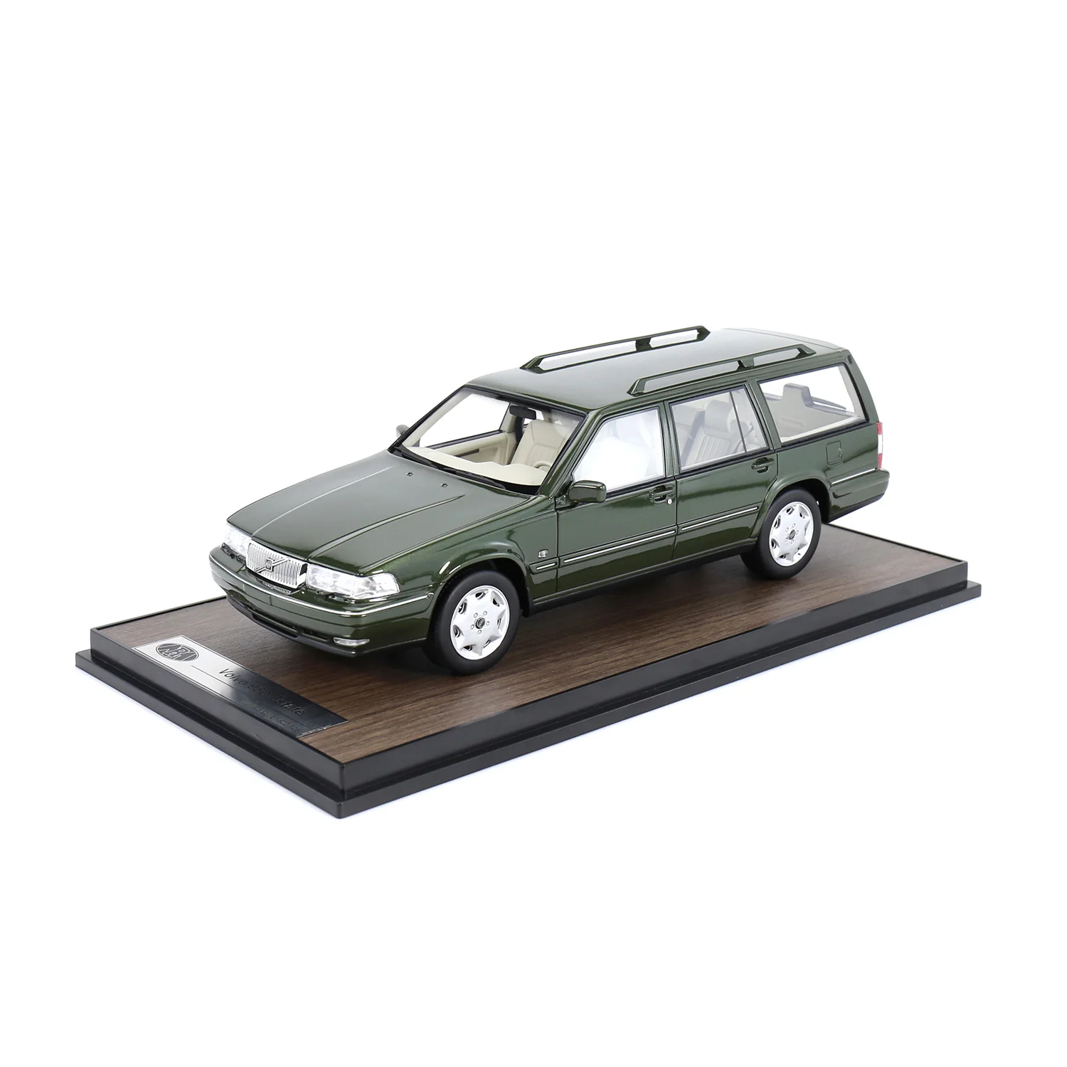 1/18 V OLVO 960 Estate Resin Model Car RadScale Collectibles
1/18 V OLVO 960 Estate Resin Model Car RadScale Collectibles