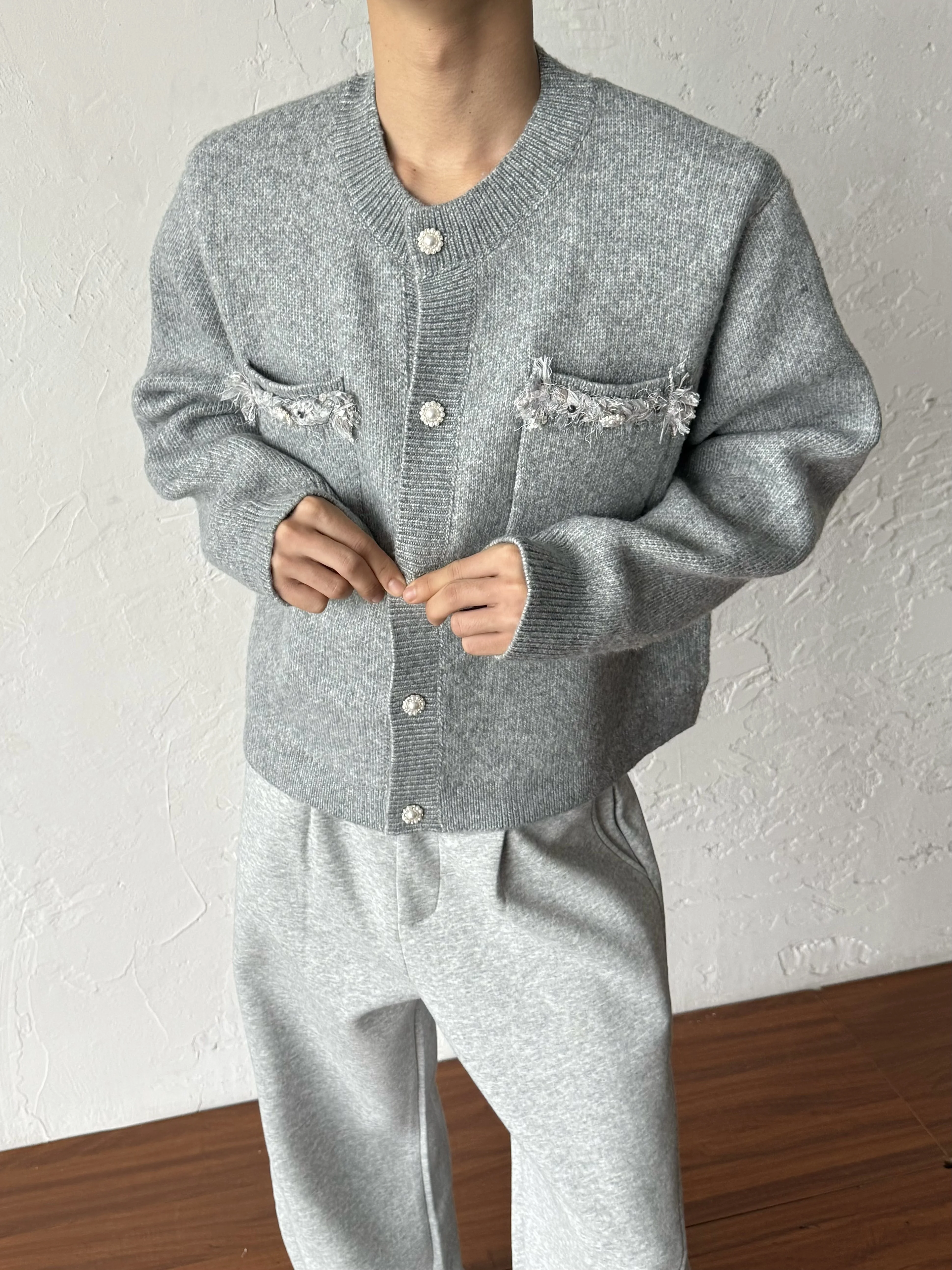 Knitted Open Cardigan Loose Fit Elegant Style Small Fragrance Style for Men And Women Autumn Winter Fashion Outerwear
Knitted Open Cardigan Loose Fit Elegant Style Small Fragrance Style for Men And Women Autumn Winter Fashion Outerwear