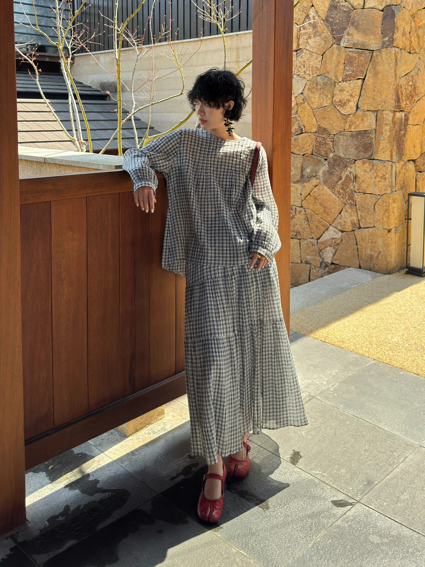 Buuyie Retro Plaid Set Women's New Summer Top Half Skirt Dressing Chinese Brand Loose Fit Fashionable Two-Piece Ensemble
Buuyie Retro Plaid Set Women's New Summer Top Half Skirt Dressing Chinese Brand Loose Fit Fashionable Two-Piece Ensemble
