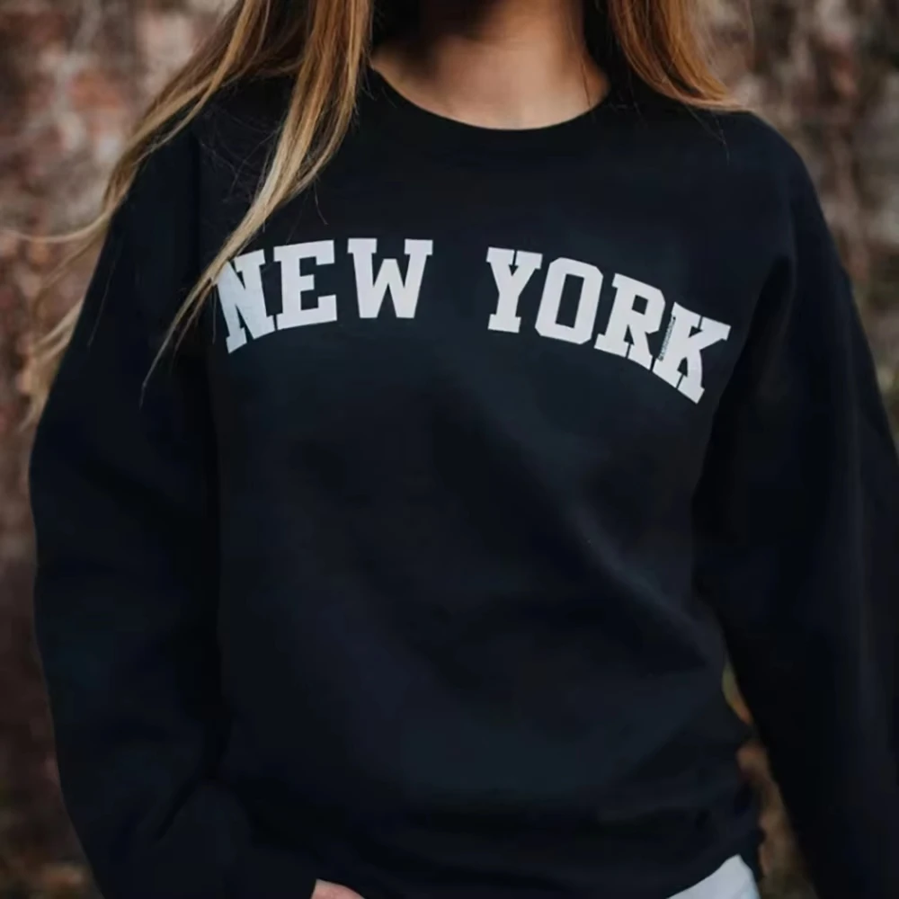 2025 New York Sweatshirt East Coast Jumper NYC Pullover Sweatshirt Women Casual Fall Tendy OOTD Outfit Tumblr Tops
2025 New York Sweatshirt East Coast Jumper NYC Pullover Sweatshirt Women Casual Fall Tendy OOTD Outfit Tumblr Tops
