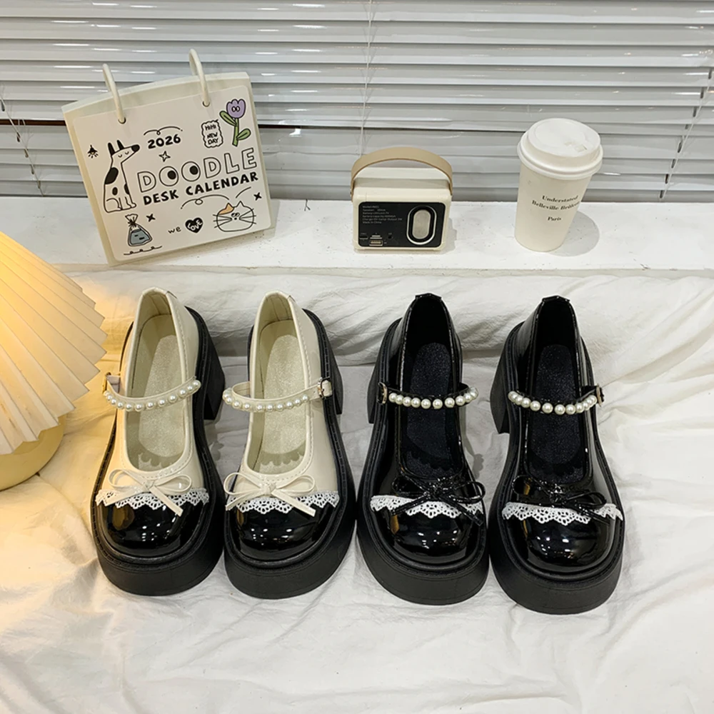 Japanese-style Lace Bow Mary Jane Shoes for Women 2026 Summer New Retro Thick-soled Big-toe Soft Girl Small Leather Shoes
Japanese-style Lace Bow Mary Jane Shoes for Women 2026 Summer New Retro Thick-soled Big-toe Soft Girl Small Leather Shoes